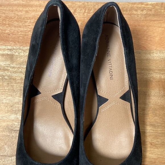 Adrienne Vittadini Block Suede Heels - Picture 4 of 9